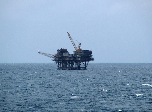VICTORIAN OFFSHORE OIL PROJECT GAINS FEDERAL SUPPORT