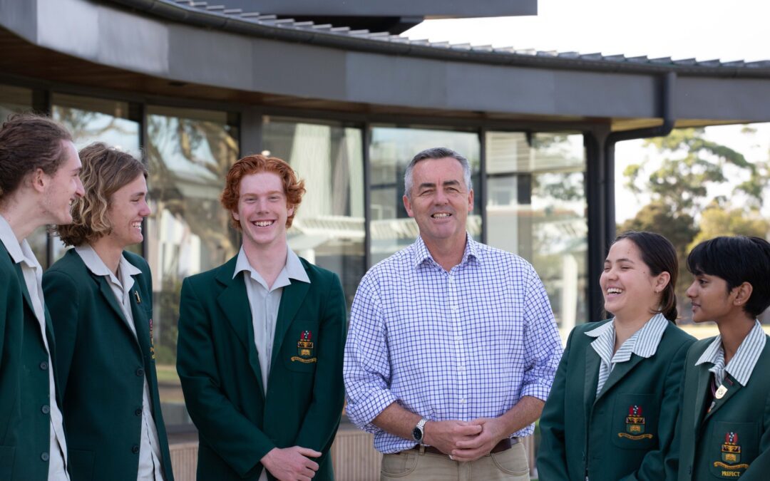 CHESTER SPEAKS WITH GIPPSLAND GRAMMAR STUDENTS